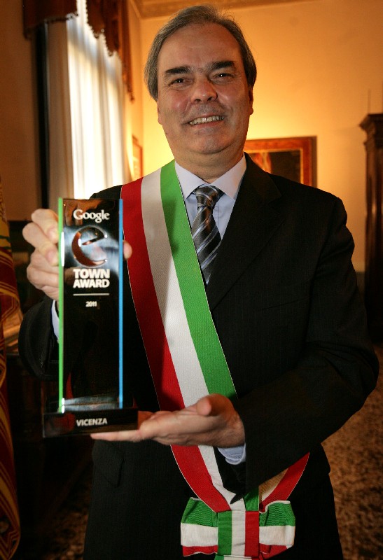 Vicenza premiata con il Google eTowns Award 2011