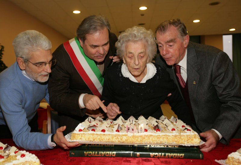Il sindaco visita una centenaria