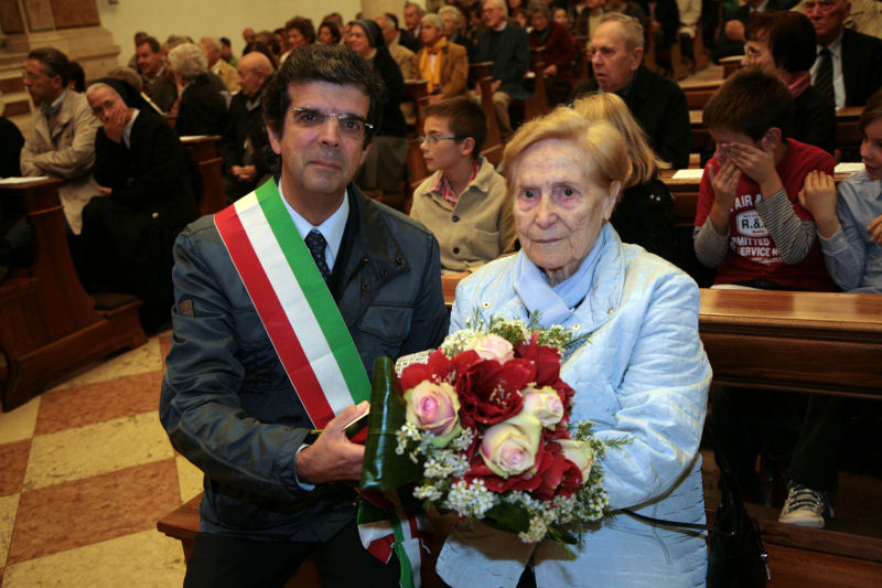 L'assessore Cangini ha portato gli auguri alla centenaria Italia Dal Forno