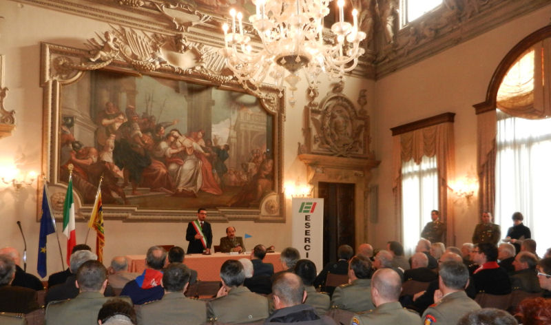 Presentato stamane a palazzo Trissino il “CalendEsercito 2013” dedicato alle missioni